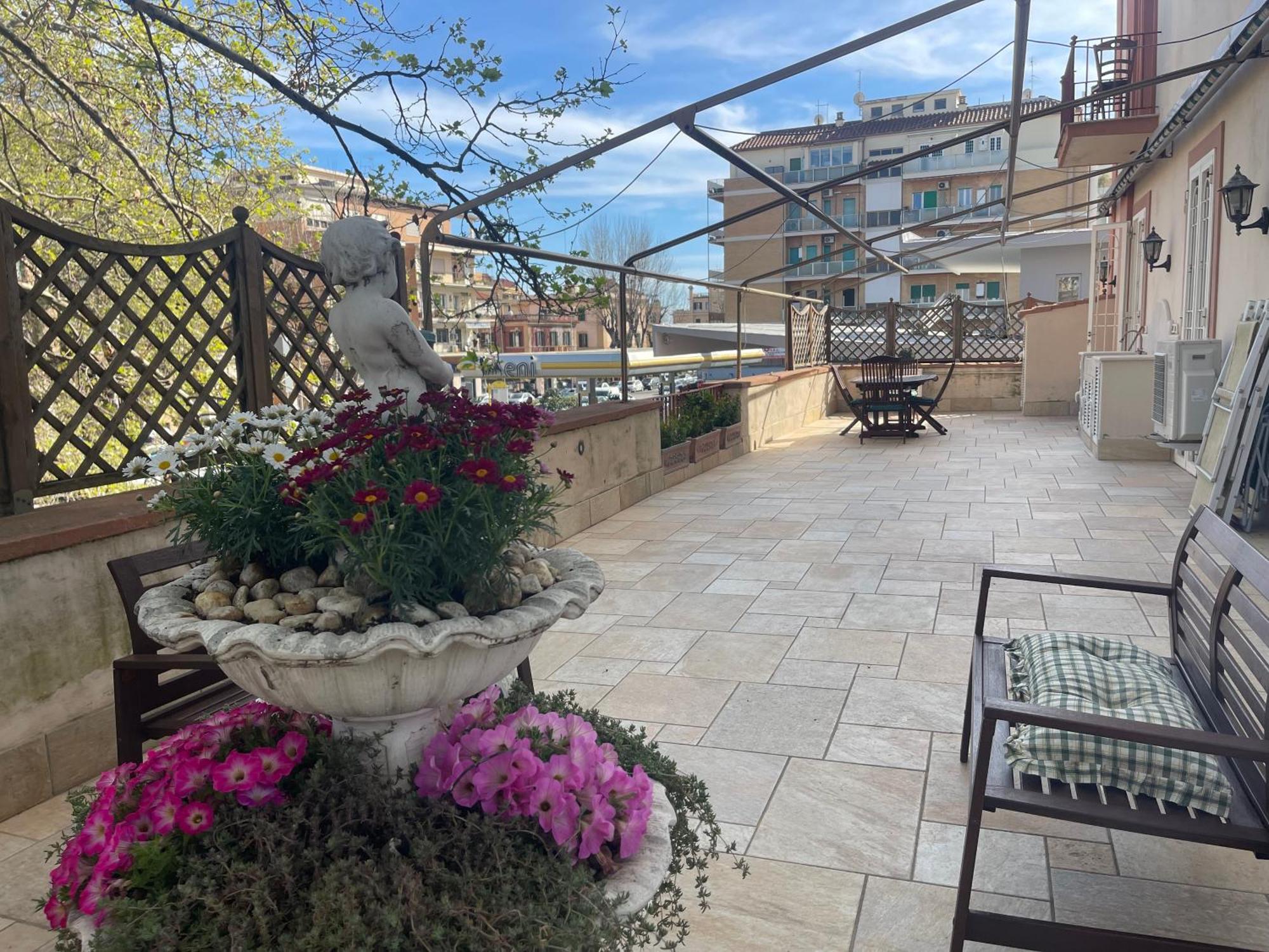 La Tua Casa Nel Centro Di Ostia Villa Buitenkant foto