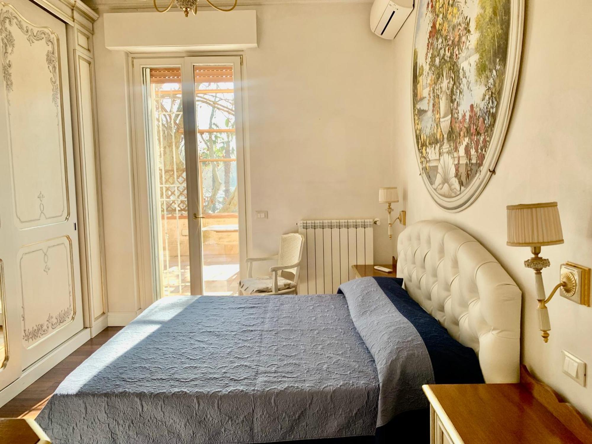 La Tua Casa Nel Centro Di Ostia Villa Buitenkant foto